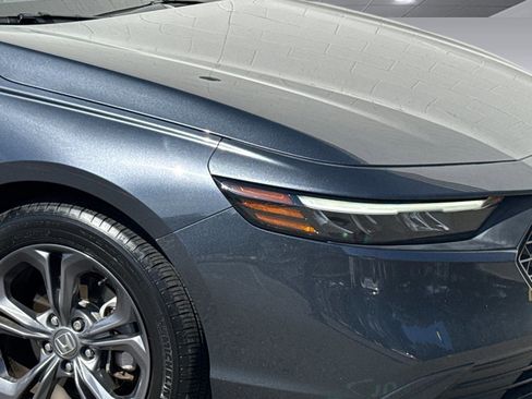 Certified 2023 Honda Accord EX image 11
