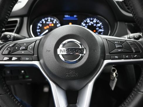 Used 2019 Nissan Rogue S w/ Special Edition Package image 11