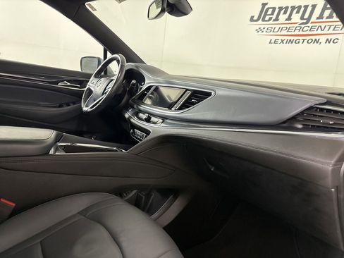 Used 2023 Buick Enclave Essence w/ Experience Buick Package image 32