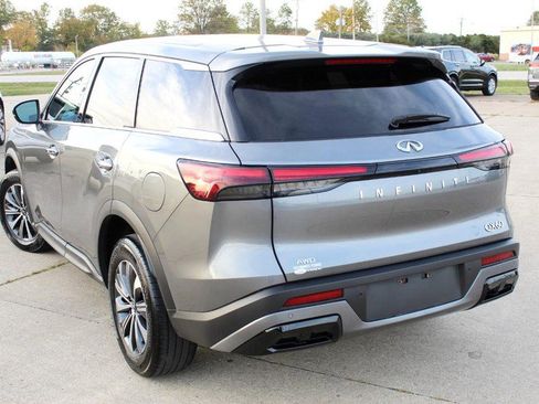 Used 2023 INFINITI QX60 Pure image 5