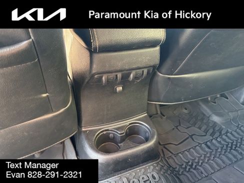 Used 2015 Jeep Wrangler Unlimited Sport AWD/4WD image 14