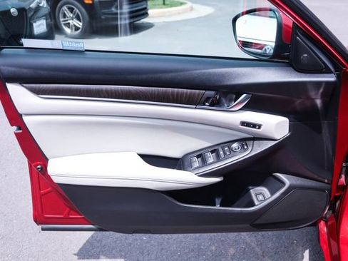 Used 2018 Honda Accord EX-L image 58