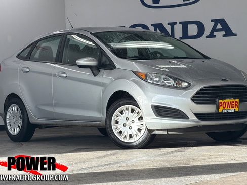 Used 2019 Ford Fiesta S image 1