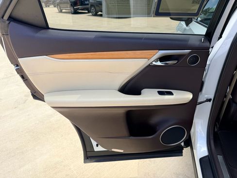 Used 2016 Lexus RX 350 AWD w/ Premium Package image 23