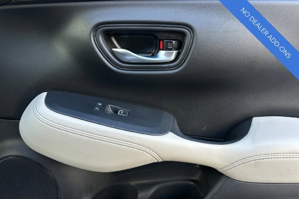 Certified 2026 Honda HR-V EX-L image 17