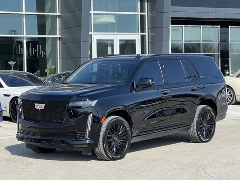 Used 2022 Cadillac Escalade Sport Platinum w/ Heavy-Duty Trailer Package image 1