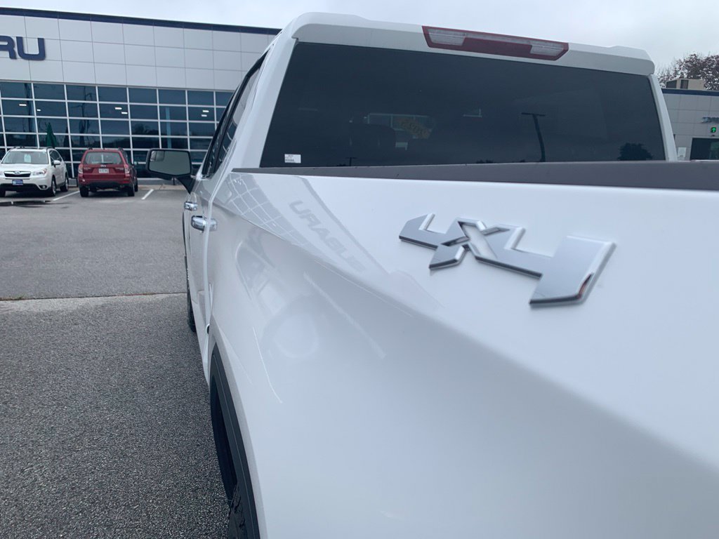 Used 2025 GMC Sierra 1500 SLT AWD/4WD image 32
