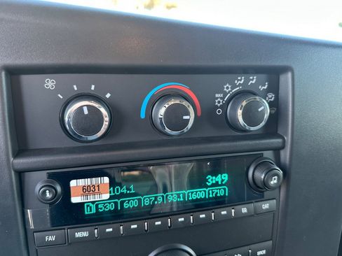 New 2025 Chevrolet Express 3500 Work Van w/ Power Convenience Package image 26