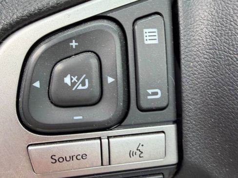 Used 2017 Subaru Forester 2.5i Premium w/ All-Weather Package image 16