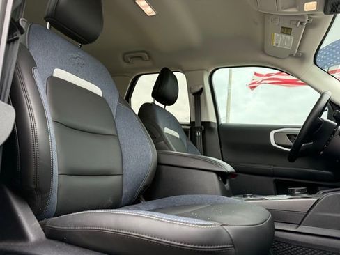 Used 2025 Ford Bronco Sport Outer Banks w/ Outer Banks Tech Package+ image 13