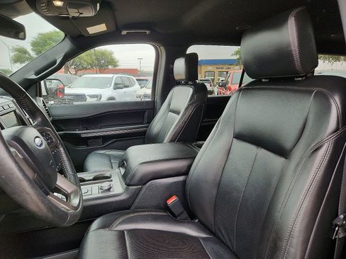 Used 2020 Ford Expedition Max XLT w/ Equipment Group 202A AWD/4WD image 14