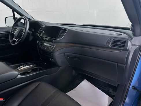 Certified 2025 Honda Ridgeline TrailSport image 28