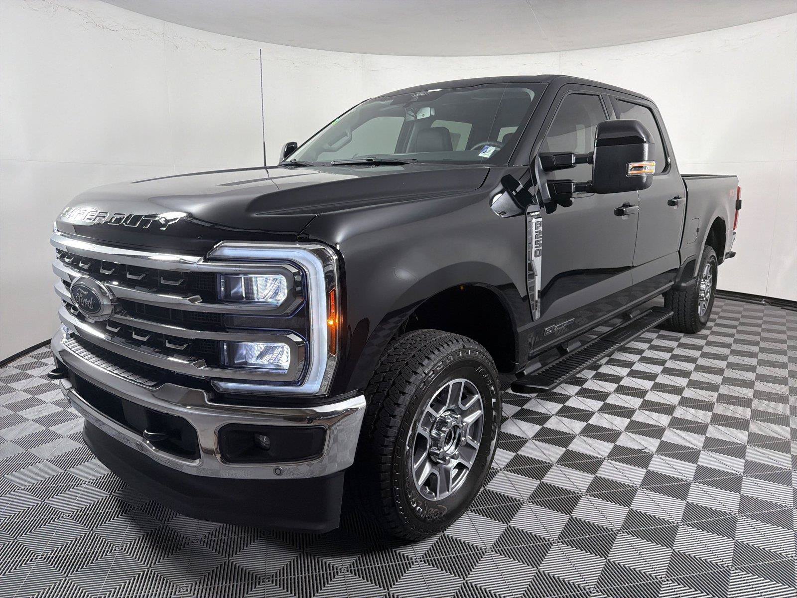 New 2026 Ford F250 Lariat w/ Lariat Premium Package AWD/4WD image 3