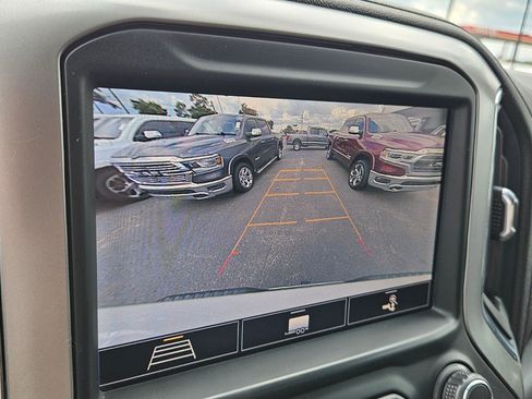 Used 2020 Chevrolet Silverado 1500 LTZ w/ LTZ Convenience Package image 22