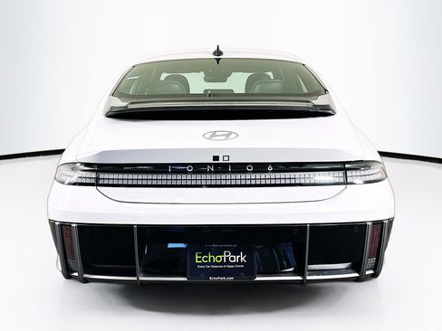 Used 2024 Hyundai Ioniq 6 SEL RWD image 7