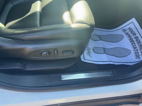 Used 2019 GMC Acadia SLT image 21