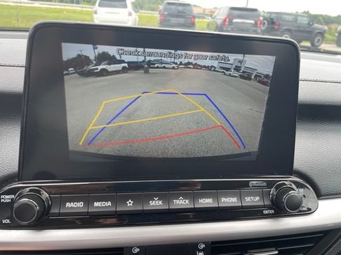 Used 2021 Kia Forte LXS FWD image 32