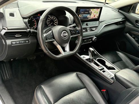 Used 2023 Nissan Altima 2.0 SR FWD image 20