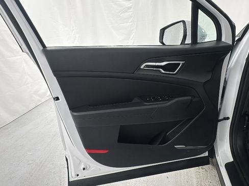 New 2026 Kia Sportage LX AWD/4WD image 18