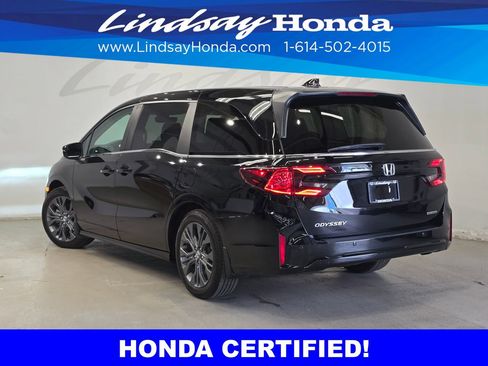 Certified 2025 Honda Odyssey Touring image 4