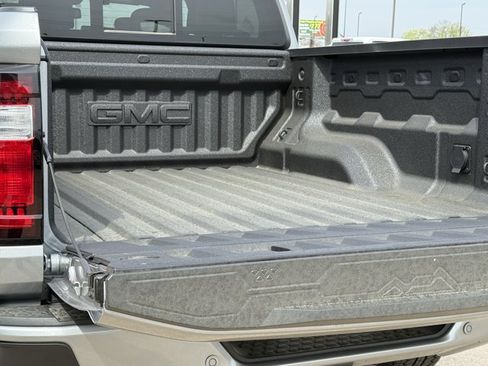 New 2026 GMC Canyon AT4 w/ Technology Plus Package AWD/4WD image 6
