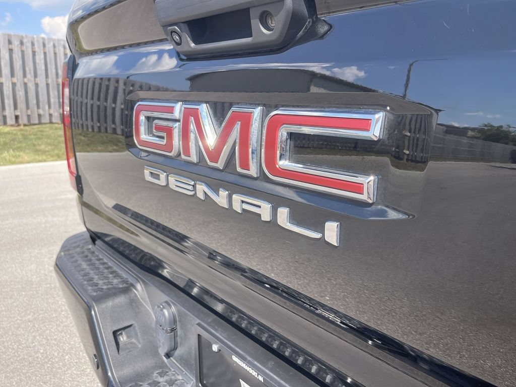 Used 2023 GMC Canyon Denali AWD/4WD image 13