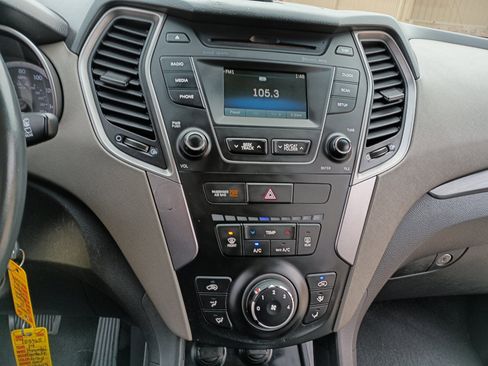 Used 2014 Hyundai Santa Fe Sport w/ Popular Equipment Package 02 image 27