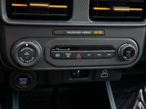 Used 2026 Ford Maverick Tremor AWD/4WD image 33