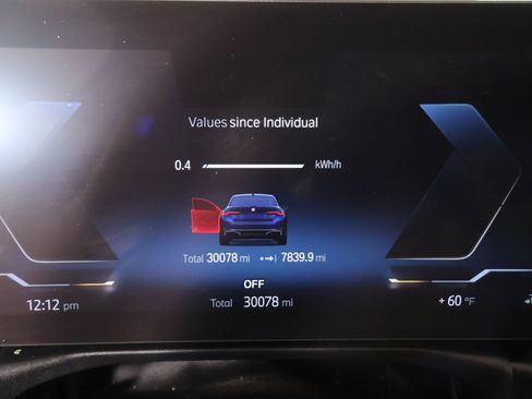 Used 2023 BMW i4 eDrive35 w/ Premium Package RWD image 4