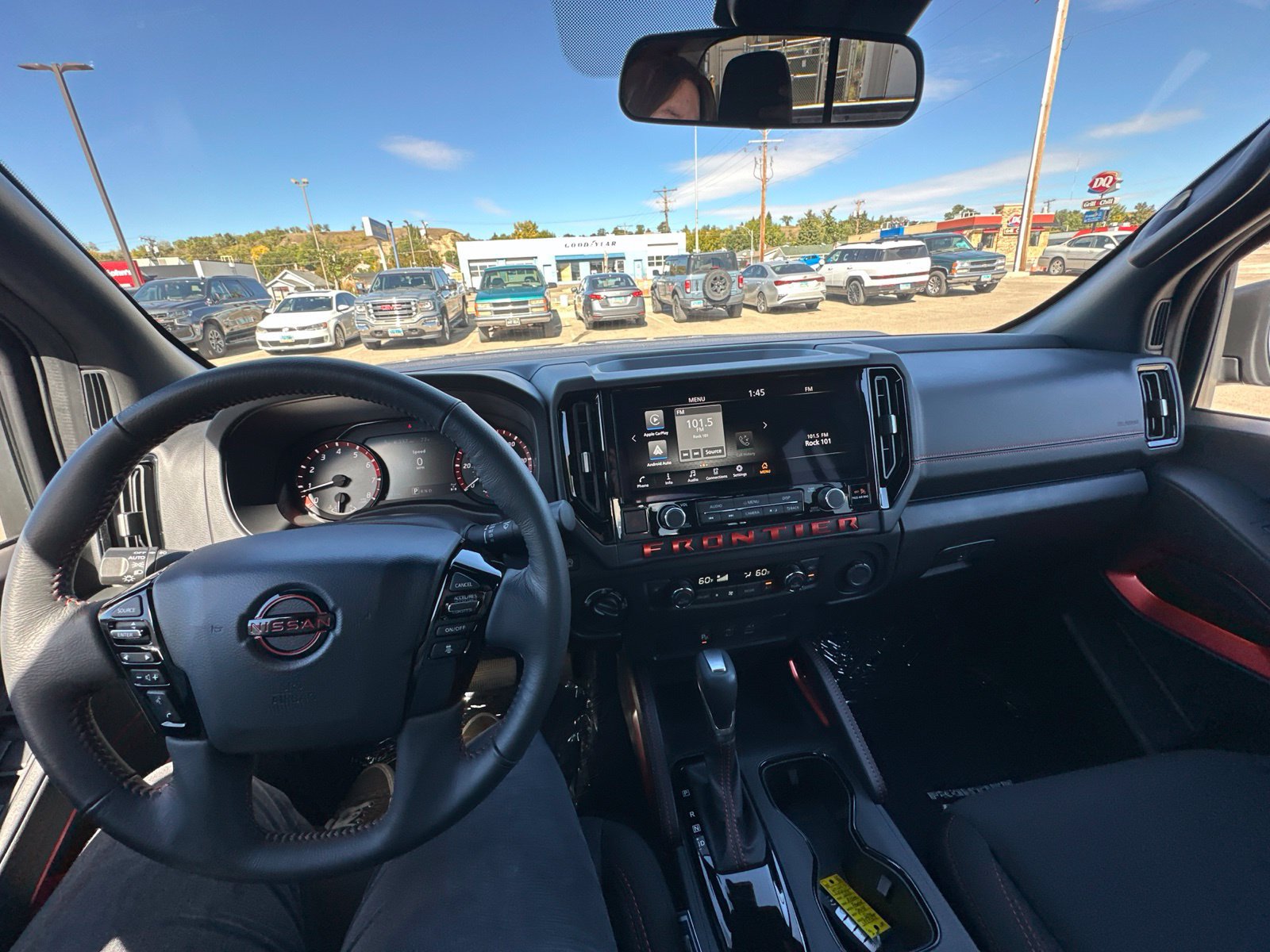 Used 2025 Nissan Frontier PRO-4X AWD/4WD image 36