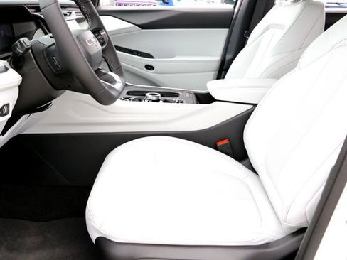 New 2026 Jeep Cherokee Limited image 9