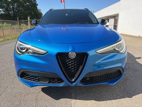 Used 2022 Alfa Romeo Stelvio Veloce AWD/4WD image 7