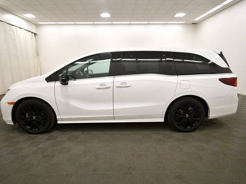 Certified 2025 Honda Odyssey Sport-L image 4