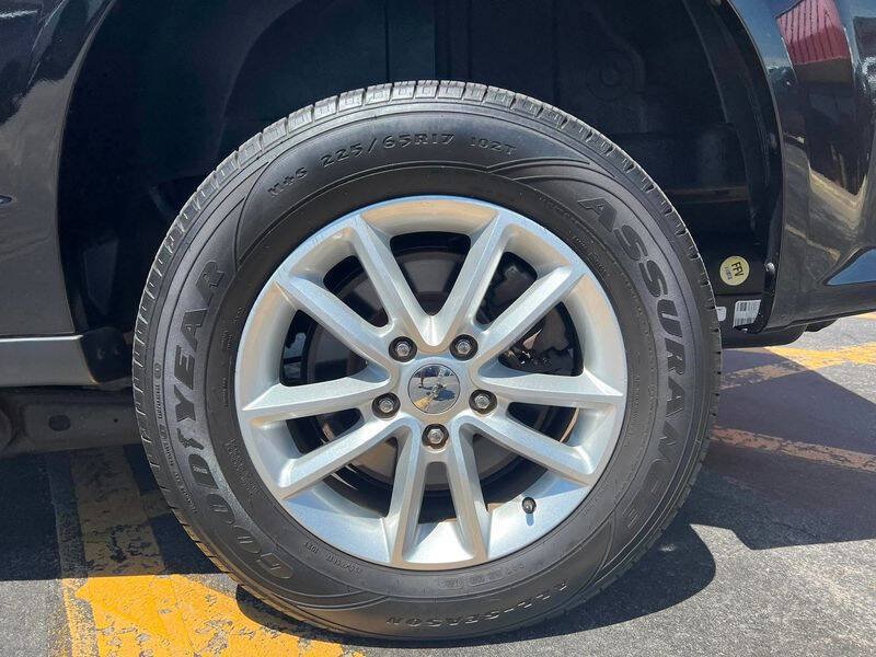 Used 2016 Dodge Grand Caravan SXT FWD image 53