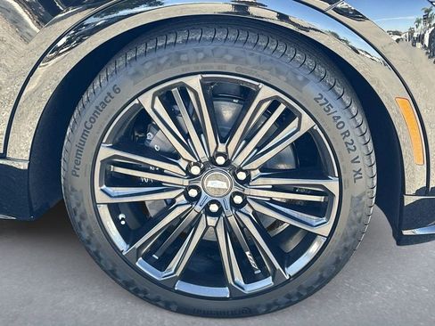 New 2026 Cadillac Lyriq V AWD/4WD image 33