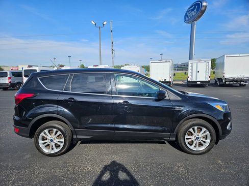 Used 2019 Ford Escape SE AWD/4WD image 4