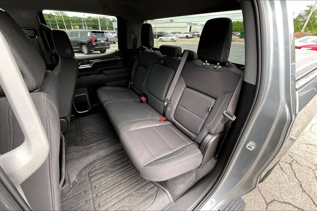 Used 2024 GMC Sierra 1500 Elevation w/ LPO, Elevation Black Package RWD image 6