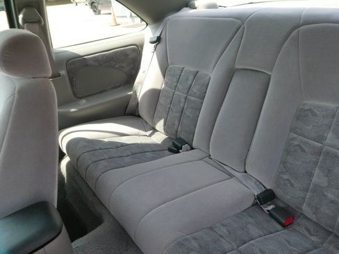 Used 1996 Ford Thunderbird LX RWD image 25