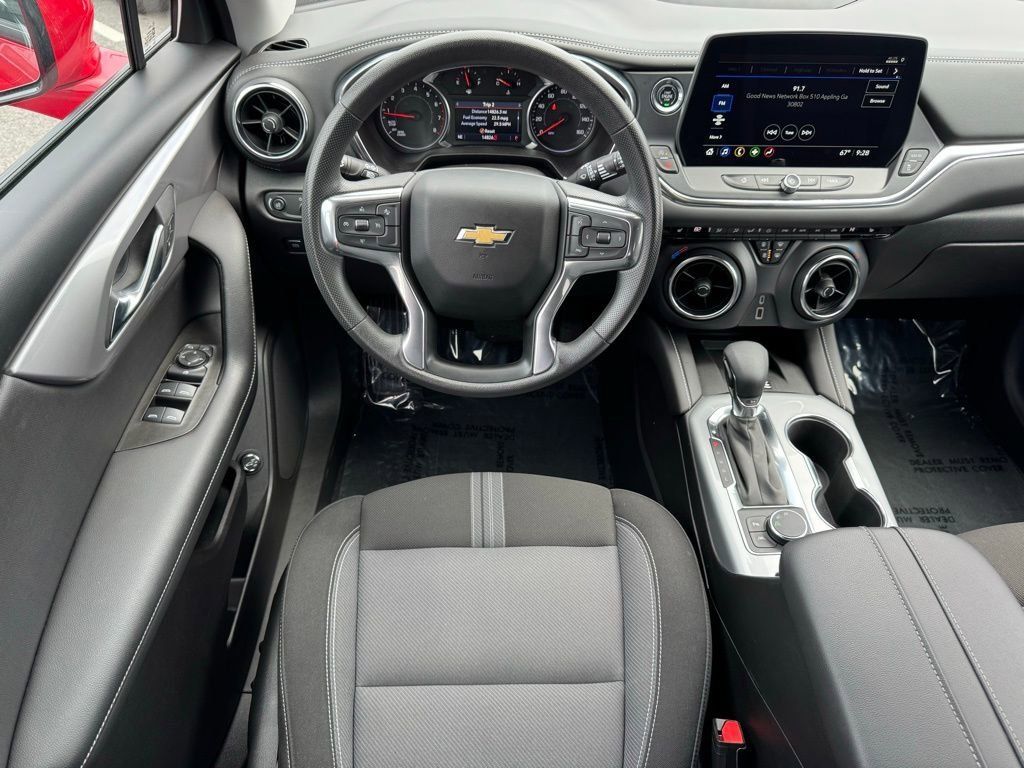Used 2024 Chevrolet Blazer LT w/ Convenience Package FWD image 15
