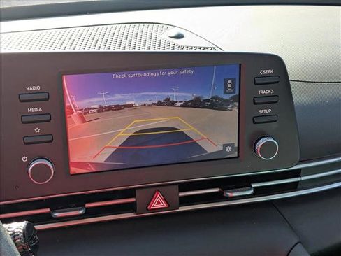 Used 2023 Hyundai Elantra SEL w/ Cargo Package image 12