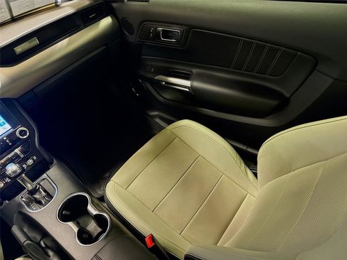 Certified 2018 Ford Mustang GT Premium image 22