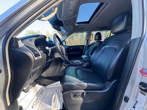 Used 2022 Nissan Armada SL w/ Captain's Chairs Package image 16