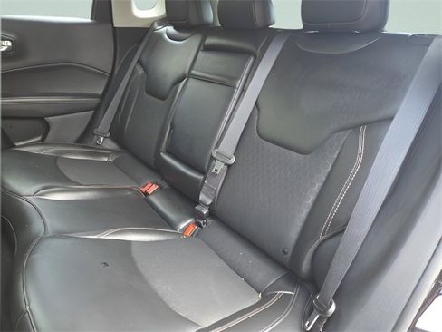 Used 2019 Jeep Compass Latitude w/ Popular Equipment Group image 15