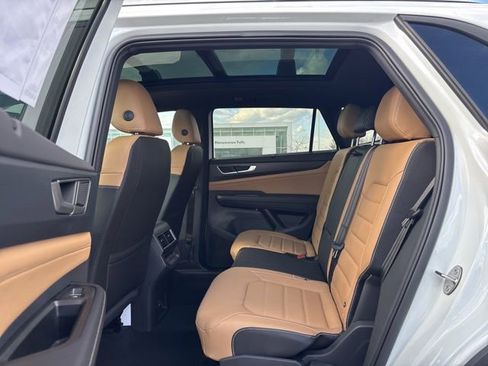 New 2026 Volkswagen Atlas Cross Sport SEL R-Line AWD/4WD image 31