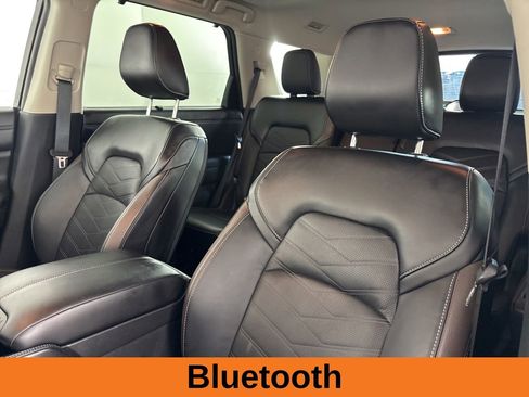 Used 2024 Nissan Pathfinder Platinum w/ Cargo Package image 13