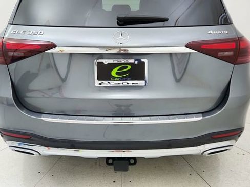 Used 2025 Mercedes-Benz GLE 350 4MATIC image 11