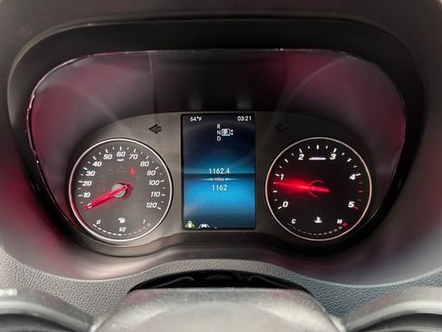 Used 2024 Mercedes-Benz Sprinter 2500 image 13