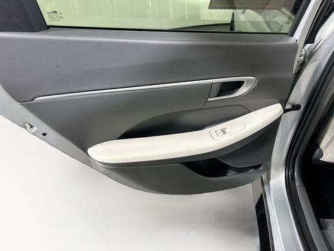 Used 2024 Hyundai Sonata SEL w/ Convenience Package FWD image 27