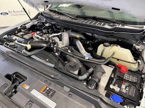 Used 2024 Ford F250 Lariat w/ Sport Appearance Package image 30