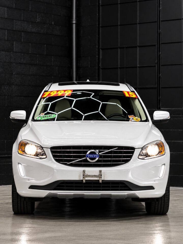 Used 2015 Volvo XC60 T6 AWD/4WD image 2